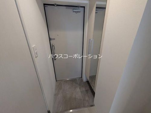 アルティザ尼崎立花の玄関