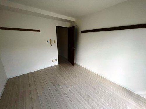 ジュネス米澤の居間