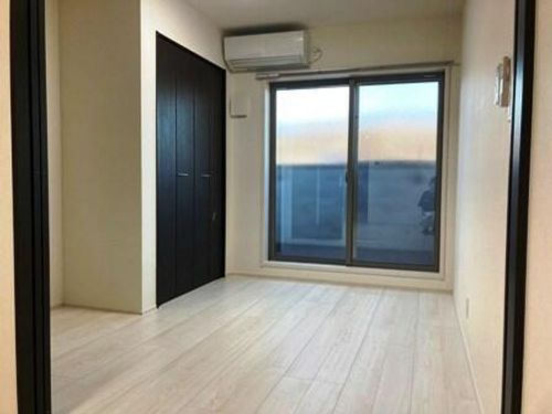 フジパレス阪急園田EAST1番館の居間