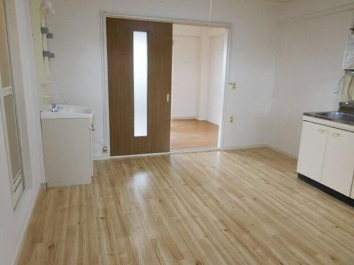 山一グリーンハイツの居間