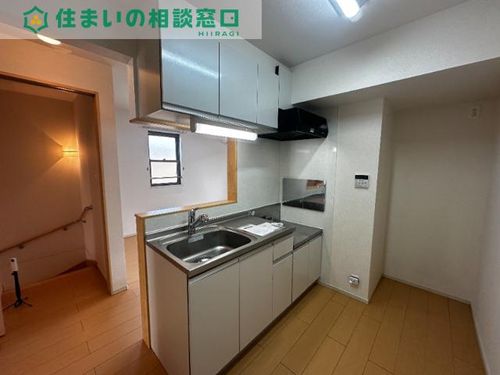 愛知県岡崎市上地3丁目(アパート)の賃貸物件のキッチン