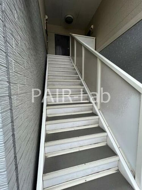 アリエンデ加茂の玄関