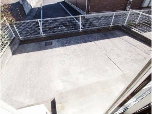 エヴァーグリーンFの内装