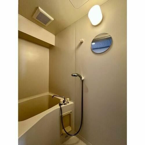 Vita六番町の風呂