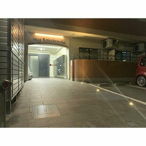 Vita六番町の玄関