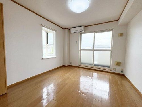 シャノアールⅠ201の居間