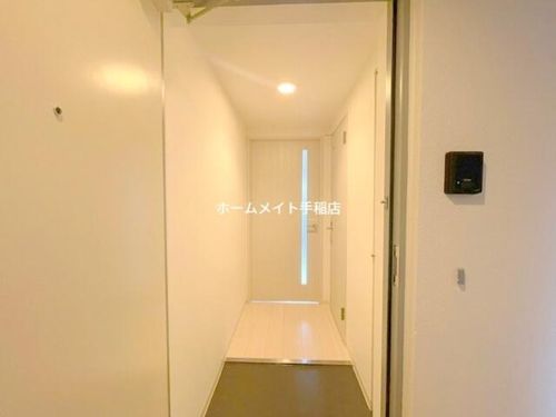 北海道札幌市手稲区前田二条11丁目(マンション)の賃貸物件の玄関
