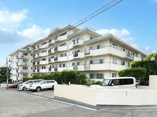 岡本センチュリーマンションの外観