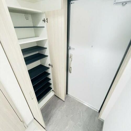 axis sakuraの玄関