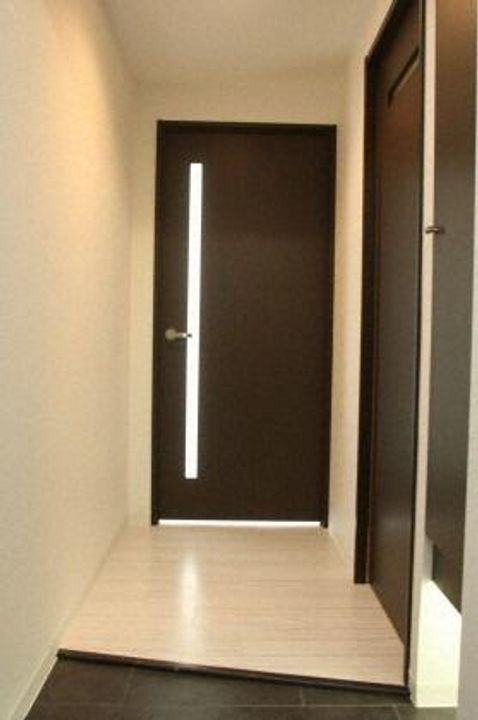 北海道札幌市中央区北十一条西15丁目(マンション)の賃貸物件の玄関