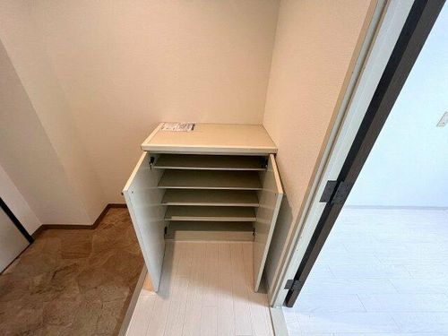 ヴィラ・ビアンカ美原の内装