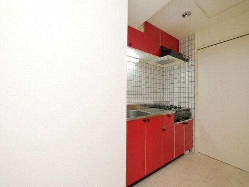 北海道札幌市中央区南五条西1丁目(マンション)の賃貸物件のキッチン