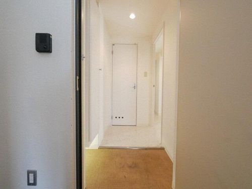 北海道札幌市中央区南五条西1丁目(マンション)の賃貸物件の玄関