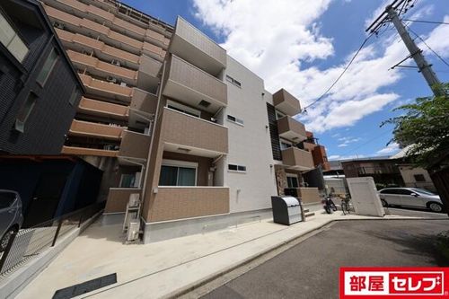 MOVE上飯田の玄関