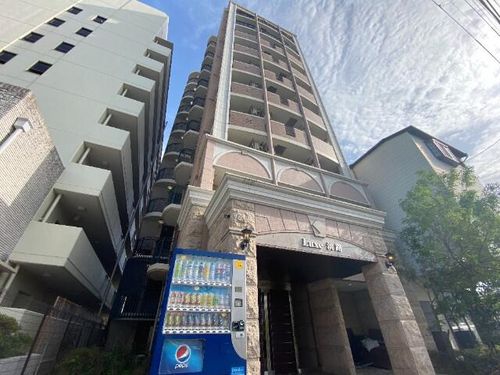 Luxe淡路の外観