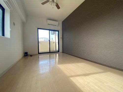 Luxe淡路の内装