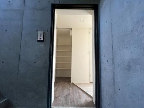 北海道札幌市西区発寒五条5丁目(マンション)の賃貸物件の玄関