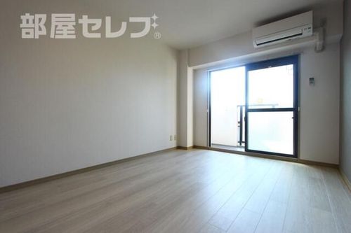 レナジア名古屋芸大前の内装