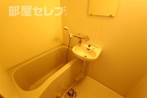 レナジア名古屋芸大前の風呂