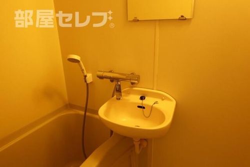 レナジア名古屋芸大前の内装