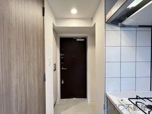 エスリードレジデンス大阪難波の玄関