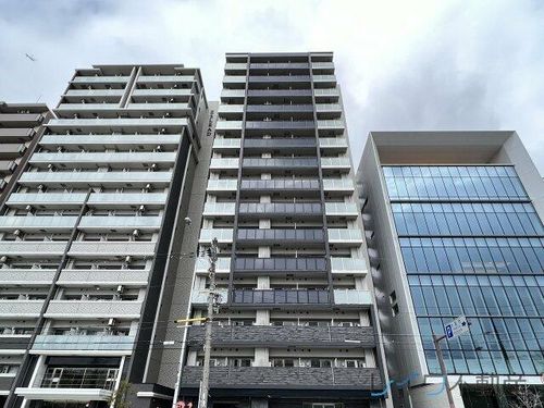 エスリードレジデンス大阪難波の外観