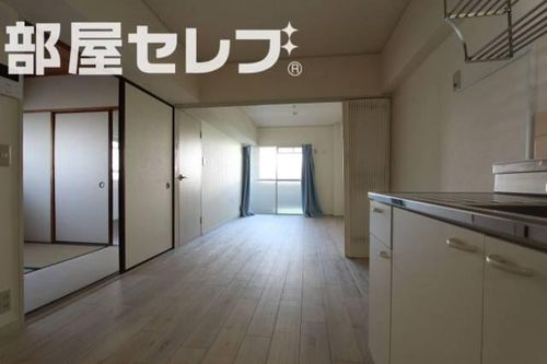 ハイツ西郊303の内装
