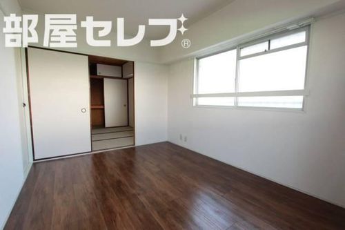 ハイツ西郊303の内装