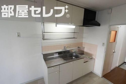 ハイツ西郊303のキッチン