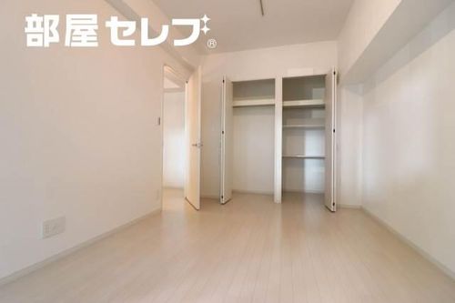 ファーストレジデンス栄905の内装