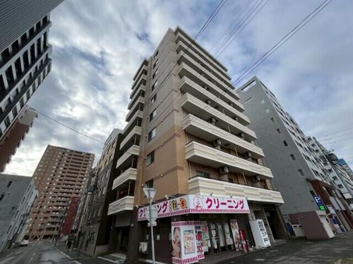 北海道札幌市中央区南三条西8丁目(マンション)の賃貸物件の外観