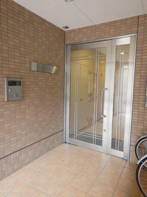 ハレクラニ小路の玄関