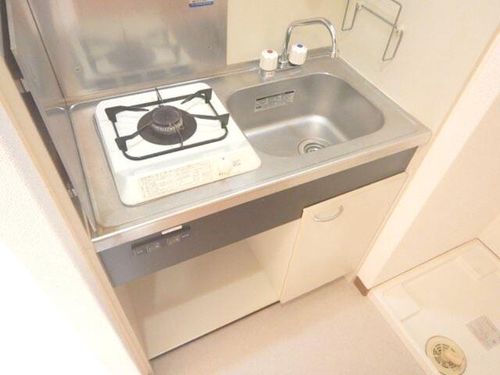 ハレクラニ小路のキッチン