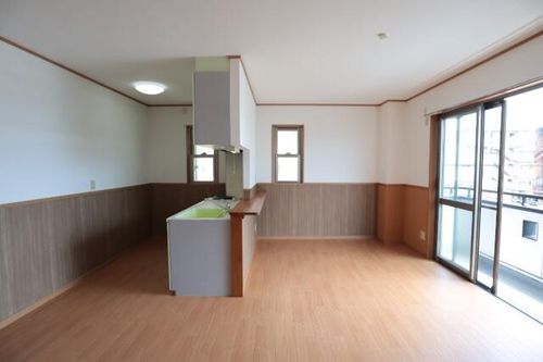 サンシャインB&T101の内装