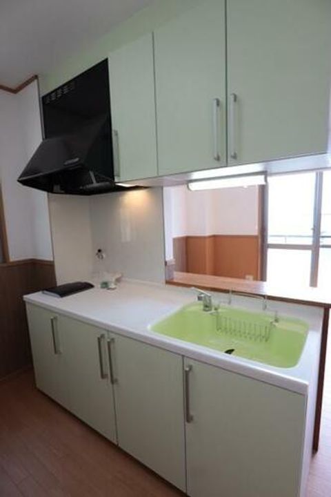 サンシャインB&T101のキッチン