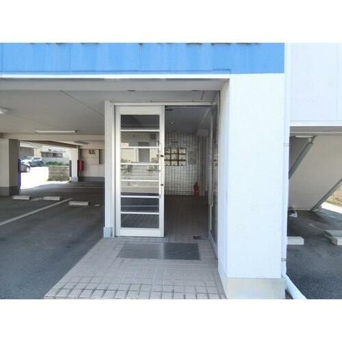 福岡県大野城市雑餉隈町1丁目(マンション)の賃貸物件の玄関
