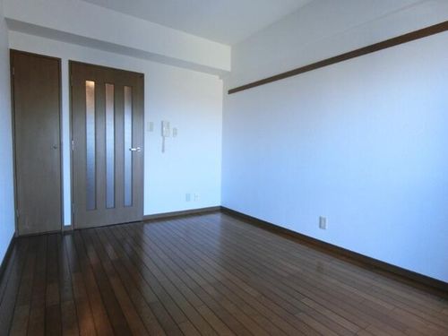 センターコート411の内装