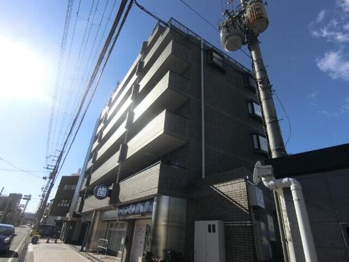 センターコート411の外観