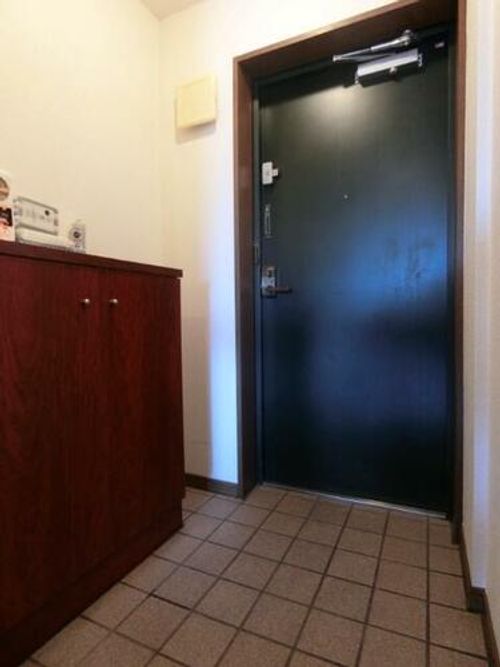 センターコート411の玄関