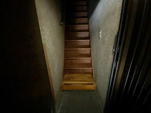 大阪府大阪市生野区小路2丁目(アパート)の賃貸物件の玄関