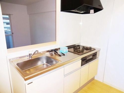 グリースシャトー桃山台のキッチン