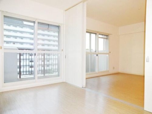 グリースシャトー桃山台の内装