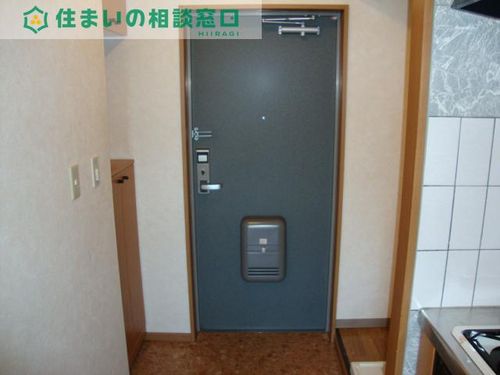 愛知県碧南市池下町3丁目(アパート)の賃貸物件の玄関