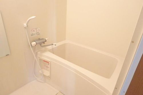 マーンハイムK102の風呂