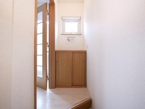 グロワール中の島102の玄関