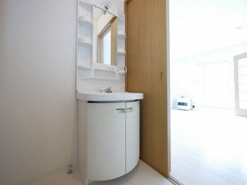 グロワール中の島102の内装