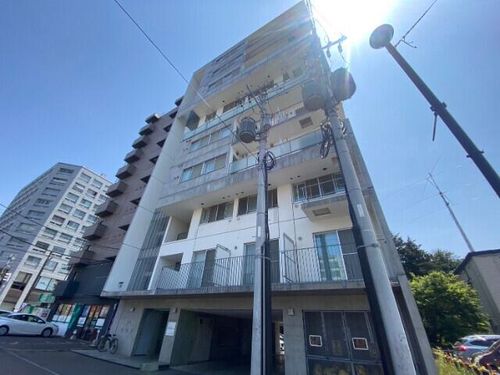 北海道札幌市中央区南十四条西7丁目(マンション)の賃貸物件の外観