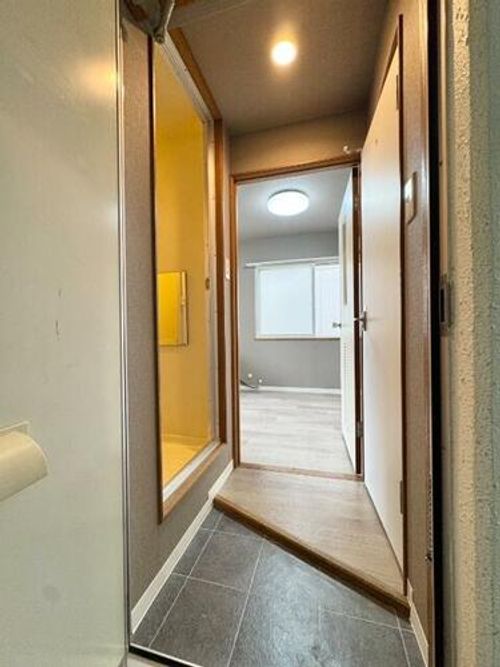 北海道札幌市豊平区平岸三条4丁目(マンション)の賃貸物件の玄関