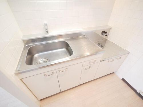 北海道札幌市中央区南四条西6丁目(マンション)の賃貸物件のキッチン