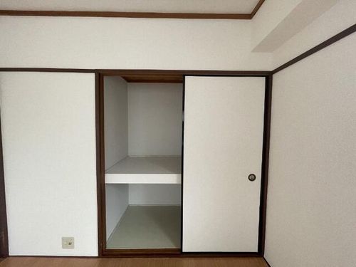 エビスハイツの内装
